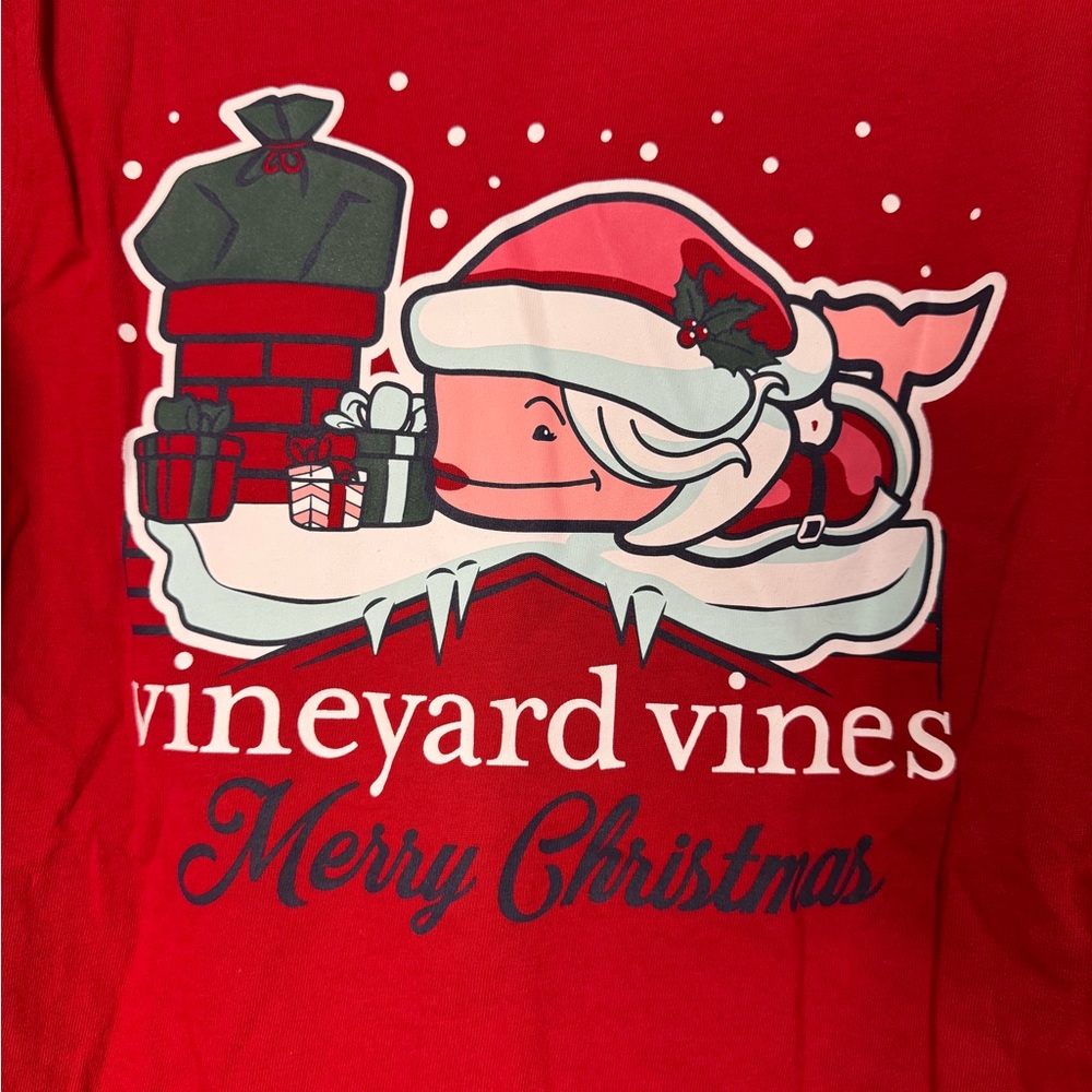 Vineyard vines Mrs. Clause tee